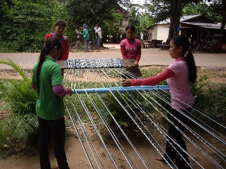 thread weaving