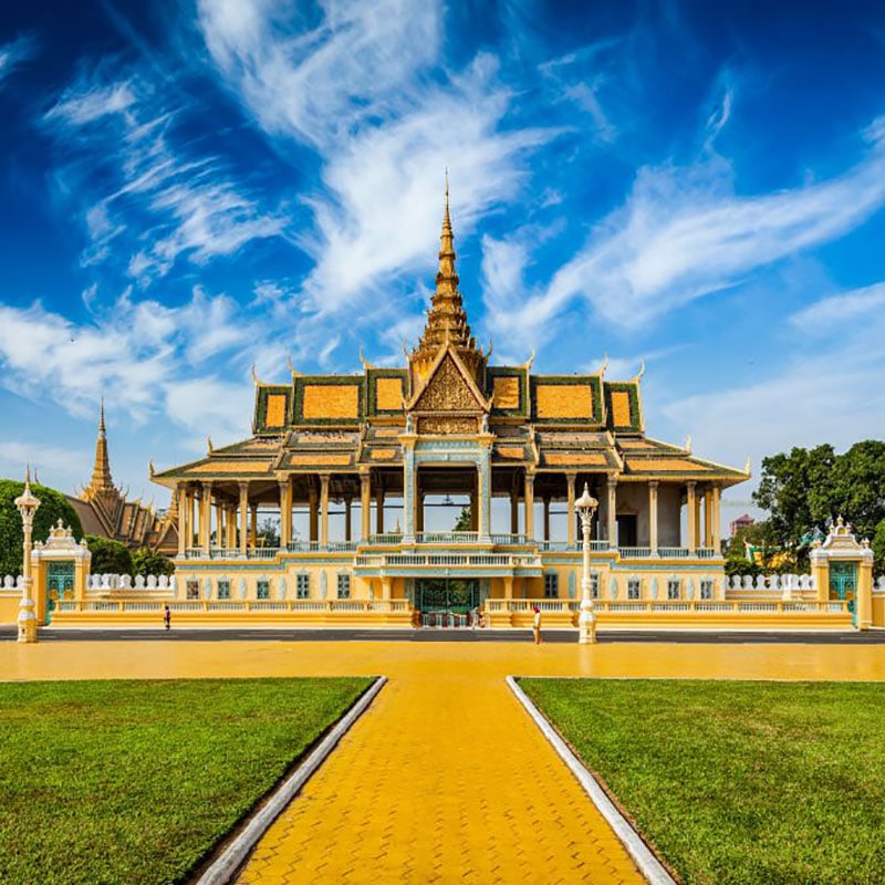 palais royal phnom penh